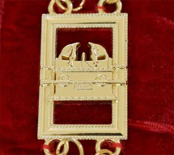 Royal Arch - Masonic Chain Collar - Gold Silver On Red + Free Case