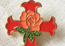 Scottish Rite Red Cross Of Constantine Rose Masonic Lapel Pin